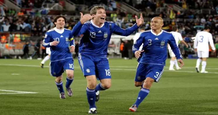 看球直播_国外看球赛用哪个app_看球无插件体育直播频道-24直播